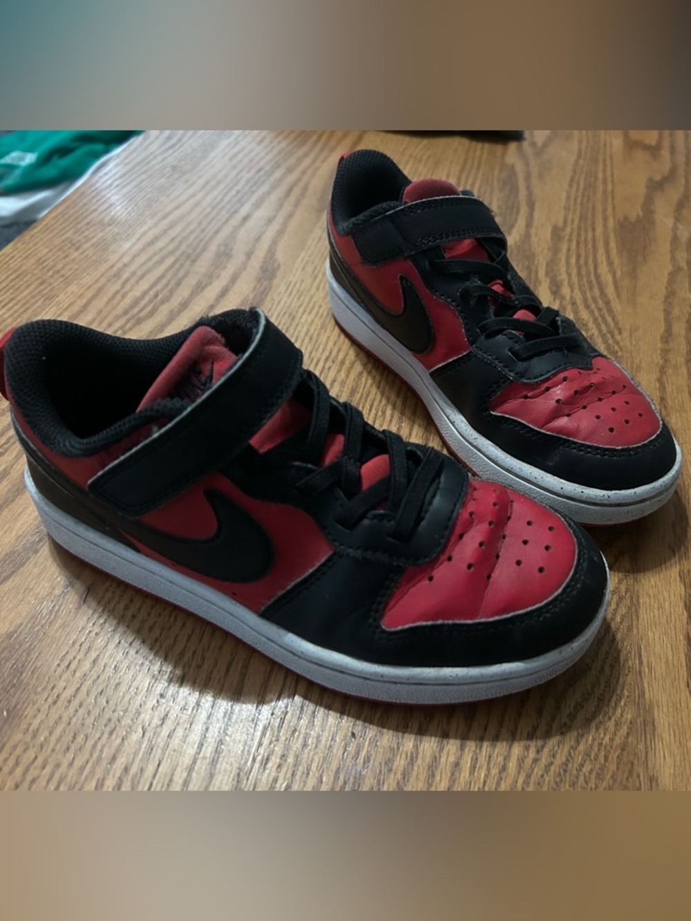 Nike Kids Red and Black Low-Top Sneakers with Velcro Strap